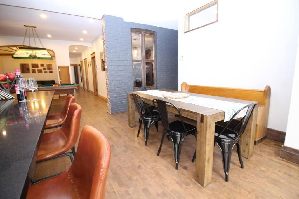 Charm & Luxury Vacation Headquarters To Downtown! Apartment Монреал Екстериор снимка