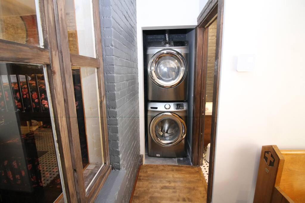 Charm & Luxury Vacation Headquarters To Downtown! Apartment Монреал Екстериор снимка