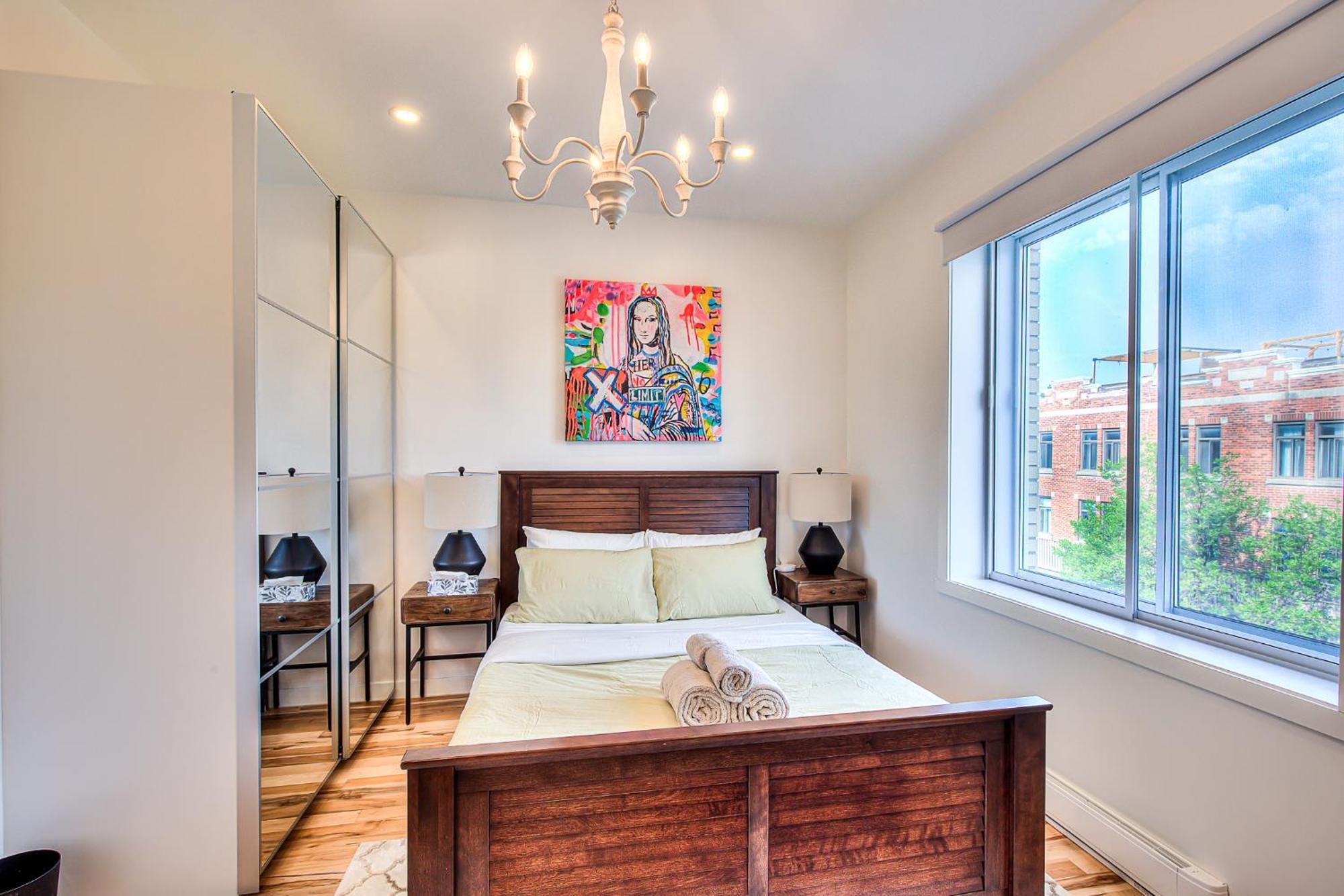 Charm & Luxury Vacation Headquarters To Downtown! Apartment Монреал Екстериор снимка