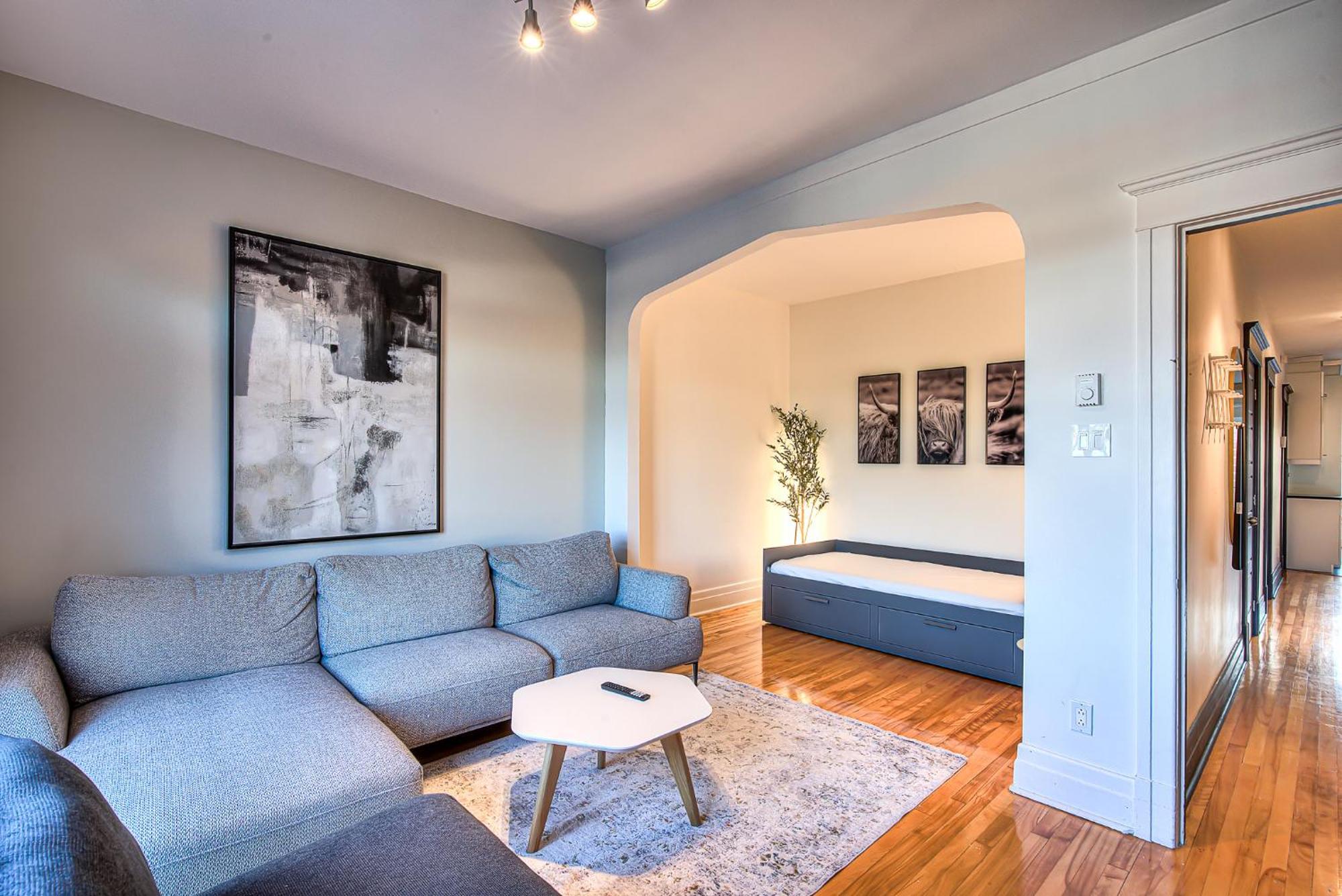 Charm & Luxury Vacation Headquarters To Downtown! Apartment Монреал Екстериор снимка